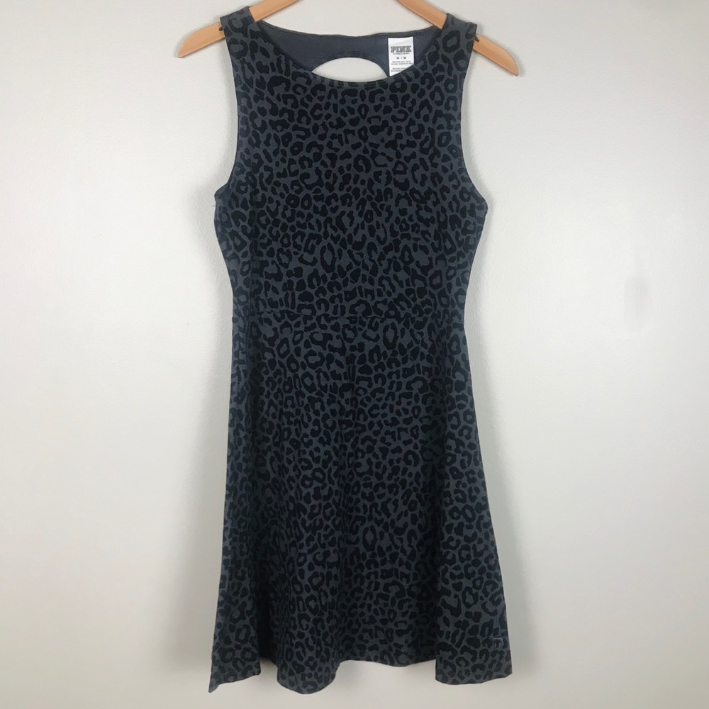 PINK by VS Black leopard print summer dress